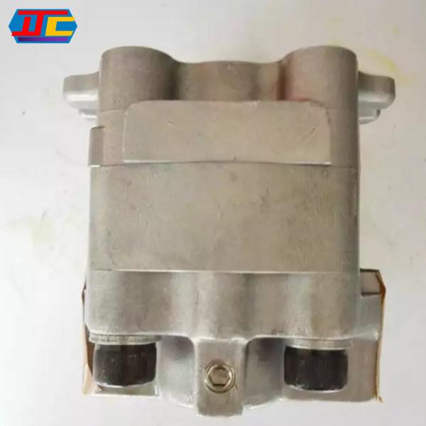 Насос с зубчатой передачей экскаватора PVD15 гидравлический для KOMATSU PC40-8