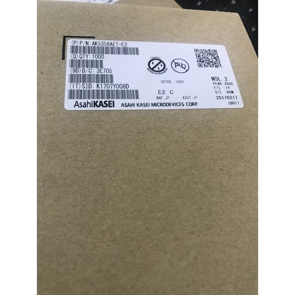 Professional 8-Ch ADC AK5358AET 123dB SNR 216kHz/64x FS Ultra-Low -107dB THD+N 71mW Power Integrated HPF/Anti-Aliasing Filter Single 3.3V Supply