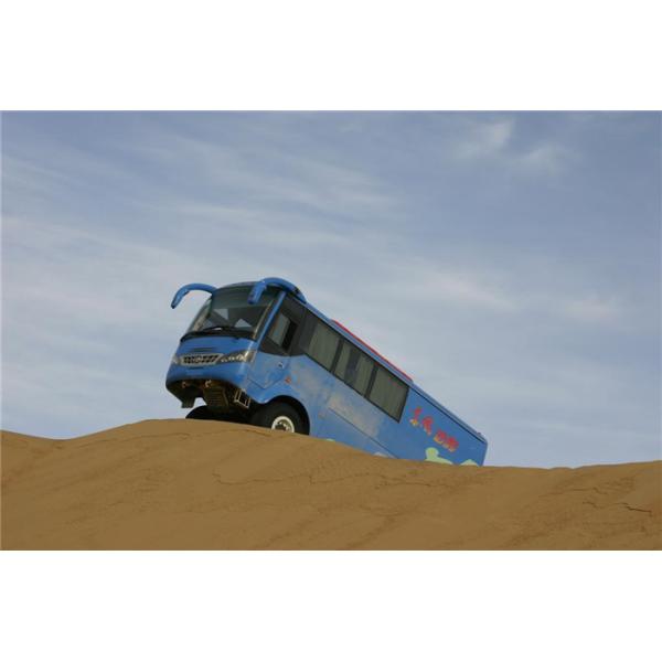 6700mm Longueur 4x4 Autobus du désert hors route Awd 14 sièges Autobus de passagers pour l'Afrique Euro 3 Norme d'émission