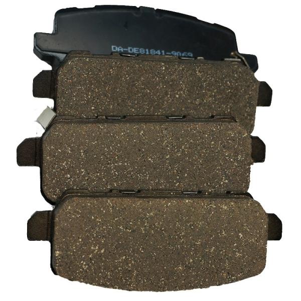 Brake Pads for Hyundai OE D1714 5830207A00 5830207A10 583020XA00 Car Fitment Hyundai