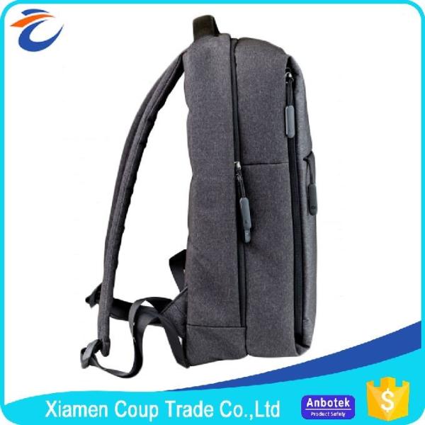 Os sacos eminentes do portátil do escritório de 19 polegadas, a forma das mulheres Backpacks a multi cor