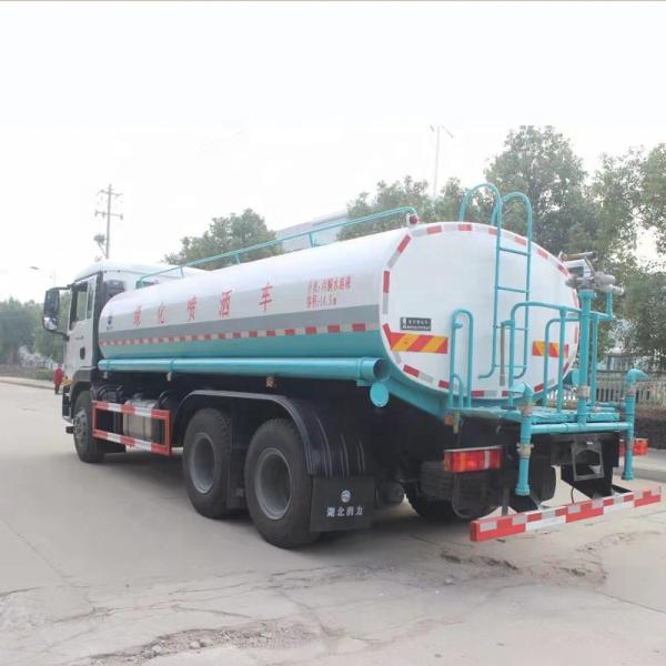 SINOTRUK 18 Cbm Camion Arroseur Berceau de Lancement  Wagon d'Eau