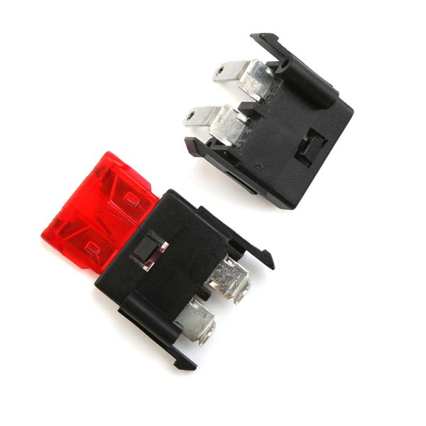 PA66 PCB Mount Blade Fuse Holder with Brass Terminal and Black Finish for Automotive Applications