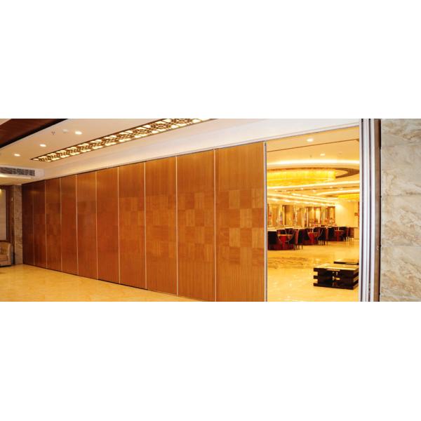 La prueba operable del sonido del hotel que resbala el mueble plegable de las divisiones empareda 6 metros de altura