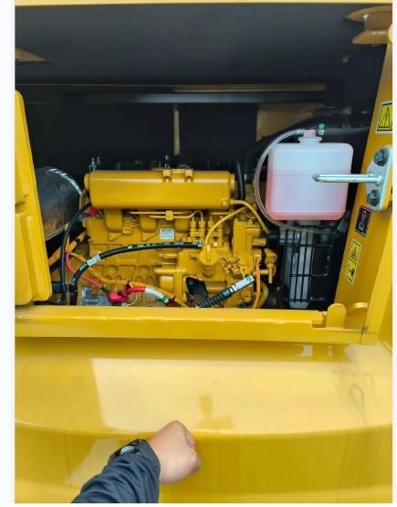Second-hand CAT307 excavator with low price and excellent quality Bucket capacityUD0.33m³ Machine weight7023 kg - 7470kg