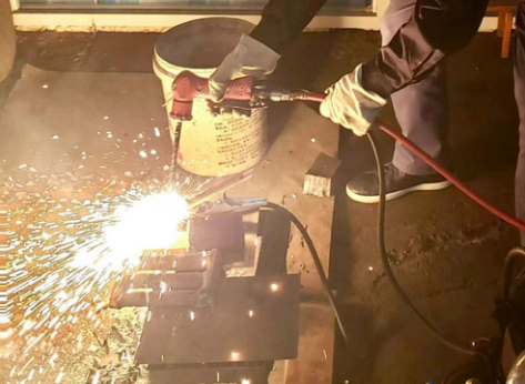 Подводный спасательный режущий инструмент плечевая спина Металлическая дуга Амфибийная режущая машина