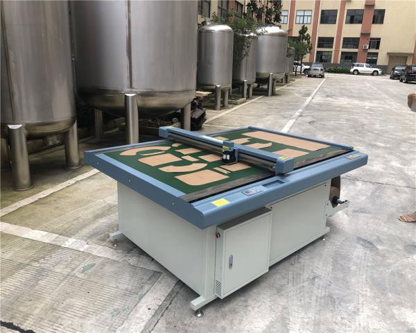Máquina de corte e impressora a jato de tinta para papel de vestuário