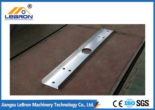 Durable CZ Purlin Roll Forming Machine Easy Operation High Speed Fully Automatic