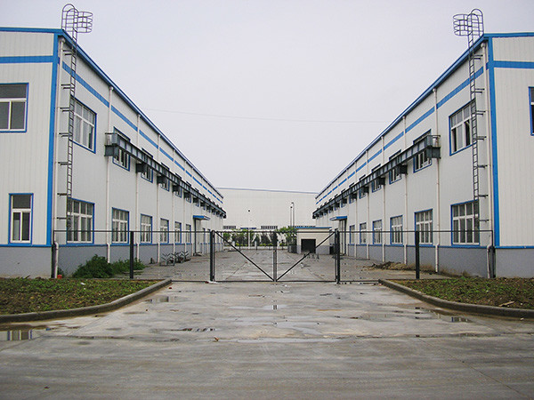 Q355 Q235 Steel Frame Warehouse Building , Hot Dip Galvanised Prefab Metal Warehouse