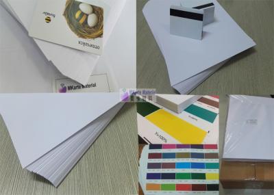 Branco escolha Digitas tomadas partido que imprimem o desempenho superior da resistência do envelhecimento das folhas do PVC