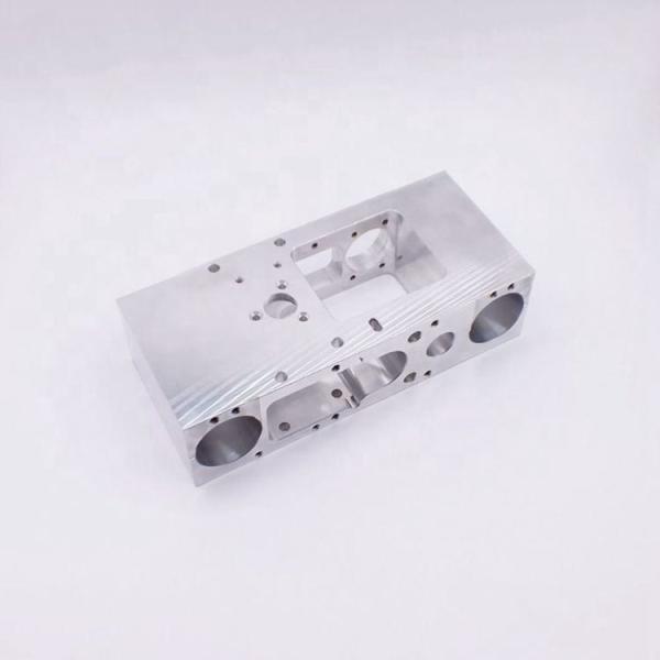 CNC feito sob encomenda do serviço da fabricação que faz à máquina o CNC da linha central da parte 5 do CNC