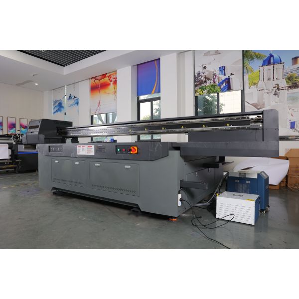 HB1804 (4 Heads) 4-color Hybrid UV Printer 1.8m Three Row Four Head Configuration Large Format UV Flatbed Printer