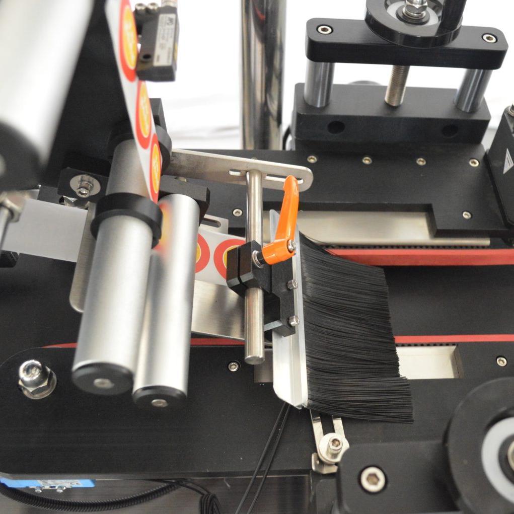 High Speed Automatic Print Apply Labeling System With ERP / MES Integration