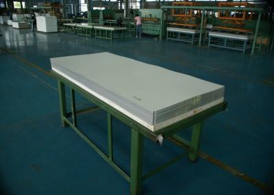 Pre Painted Foam Sandwich Roof Panels SS400 DC51D Grade Color Customized