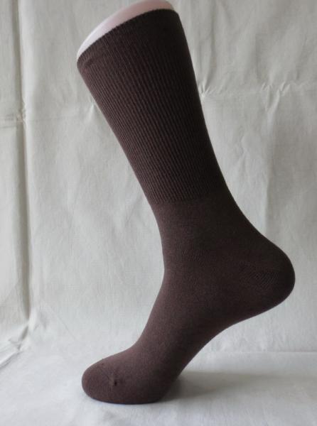 Top quality silver fiber diabetic crew cotton mid calf OEM striped dress socks for adults