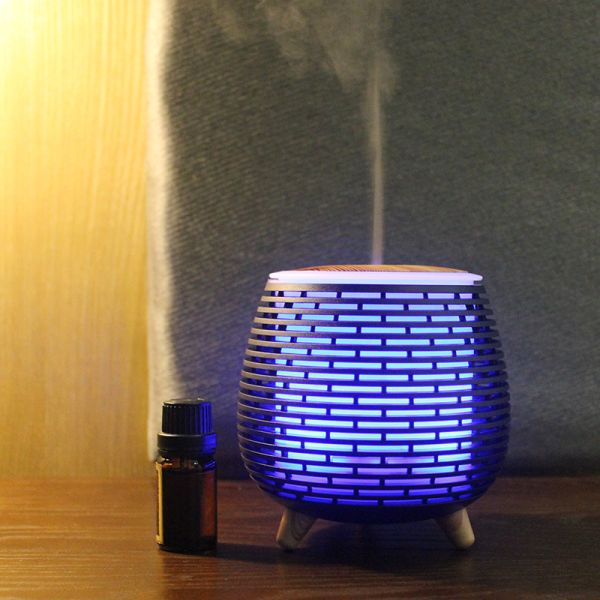 Small Aroma Diffuser 140ml Portable USB Wooden Grain Essential Oil Diffuser