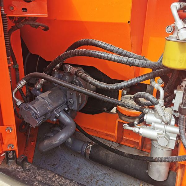 40.5kw 2100rpm 6Ton Mini Used Hitachi Mini Excavator 6000kg Zx60 Hitachi