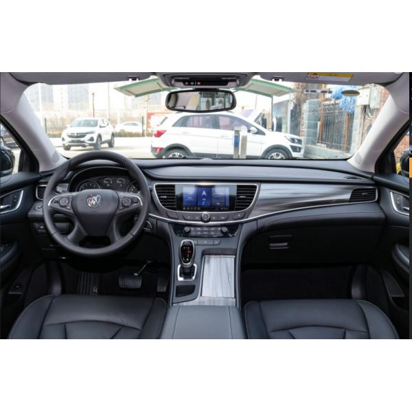 Voiture 2022 moyenne de la version 4 de la lacrosse 652T de Buick de la porte 5 de berline de luxe de siège