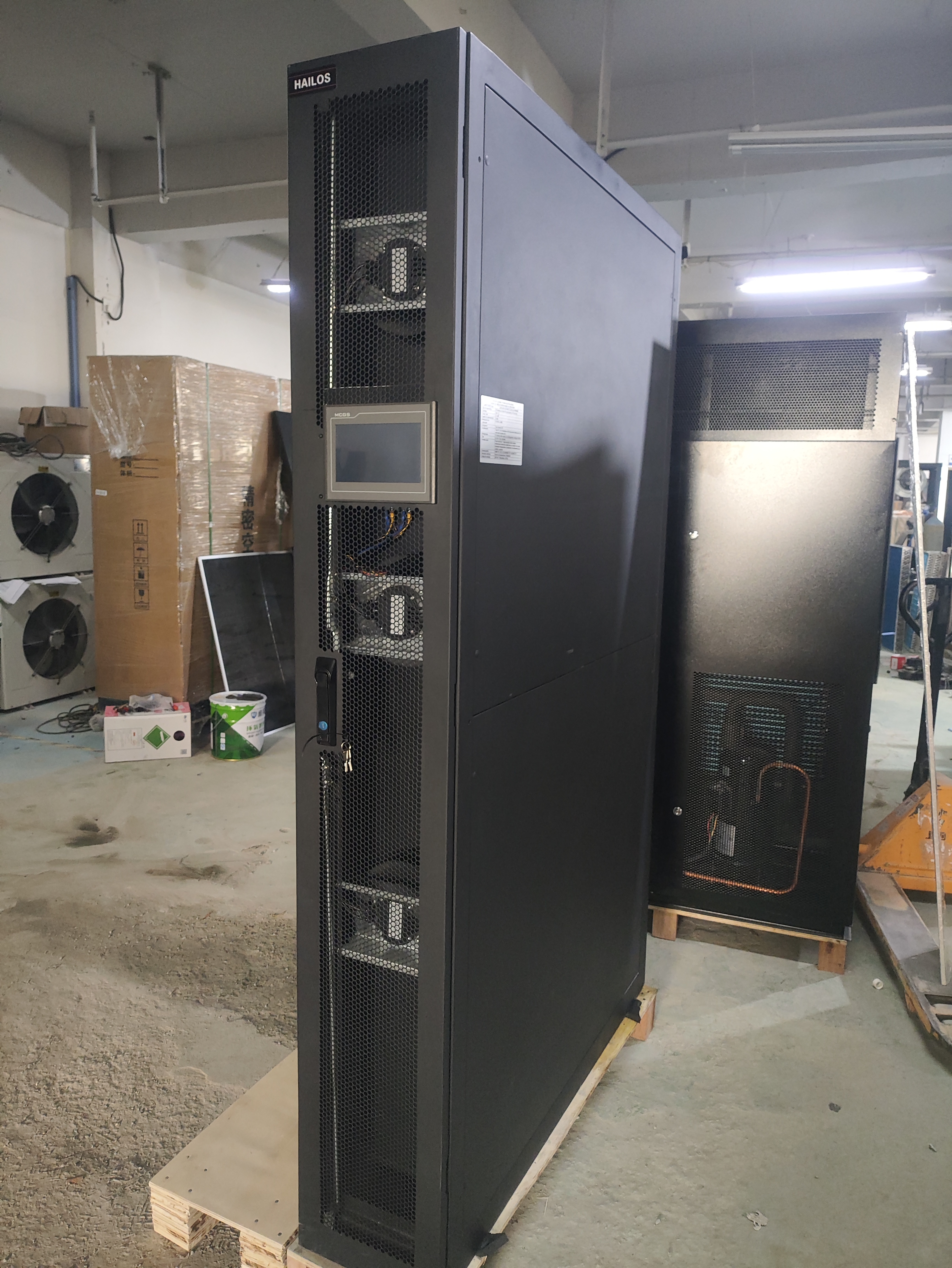 8.1kW Server Room Crac Cooling Unit Solutions Constant Temperature And Humidity Control