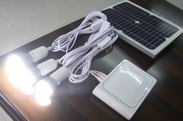 Outdoor Solar Panel Light Kit Solar Home Lighting Kit 325×225×18 Mm