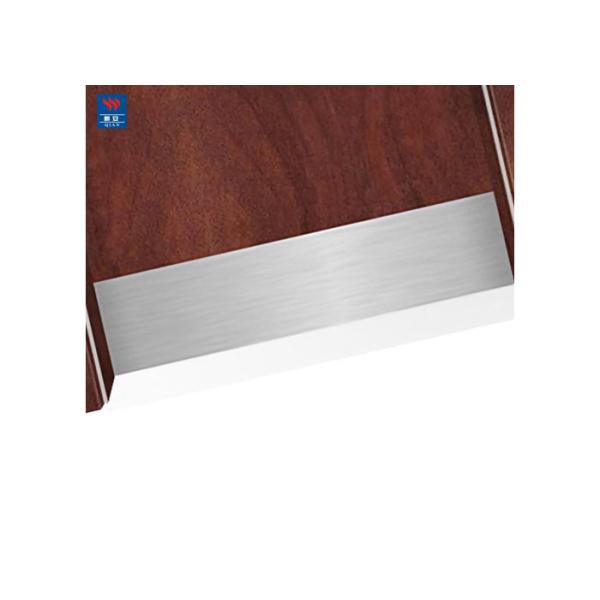 Дверь туалета больницы HPL