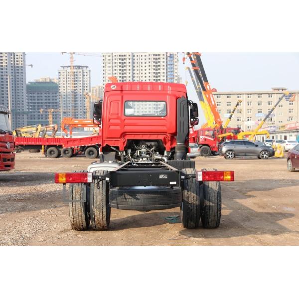 Тяжелые грузовые грузовики Shacman L5000, построенные для тяжелых работ с продвинутым двигателем WEICHAI