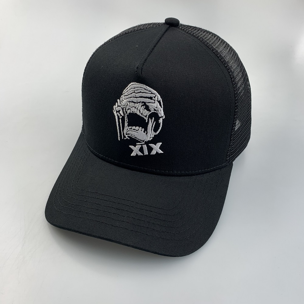 Custom Embroidery Trucker Hats 5 Panel Waterproof 58CM for Four Seasons