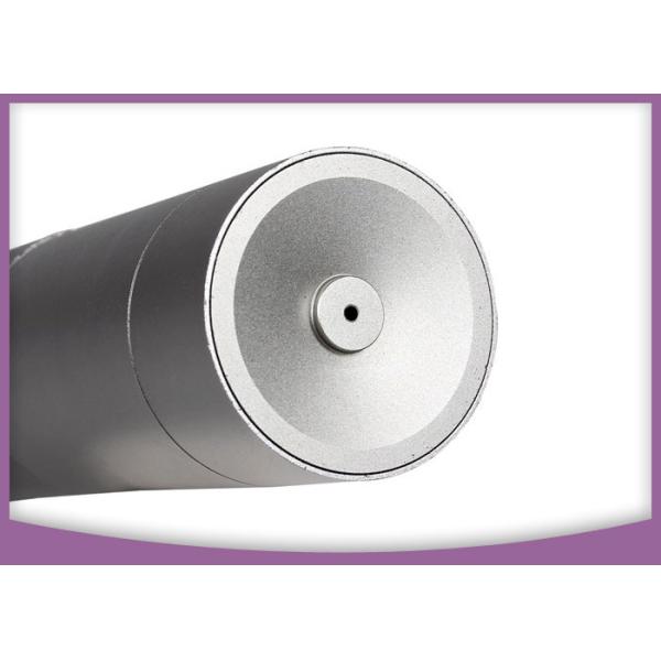 Difusor de aluminio colorido rellenado montado en la pared de plata portátil del aroma del sitio de la fragancia 120ml del inventario listo