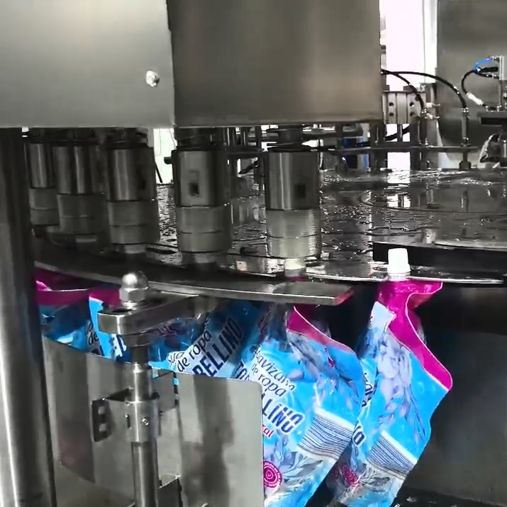 Automatic 4 Nozzle Stand up Spout Pouch Filling Sealing Machine for Ketchup 500ml