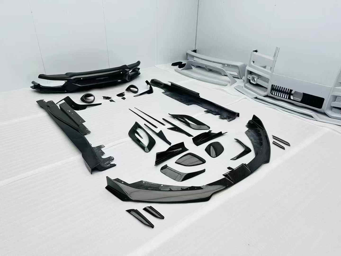 Dry Carbon Ferrari Portofino Body Kit Front Lip Rear Diffuser Side Skirts Bumper