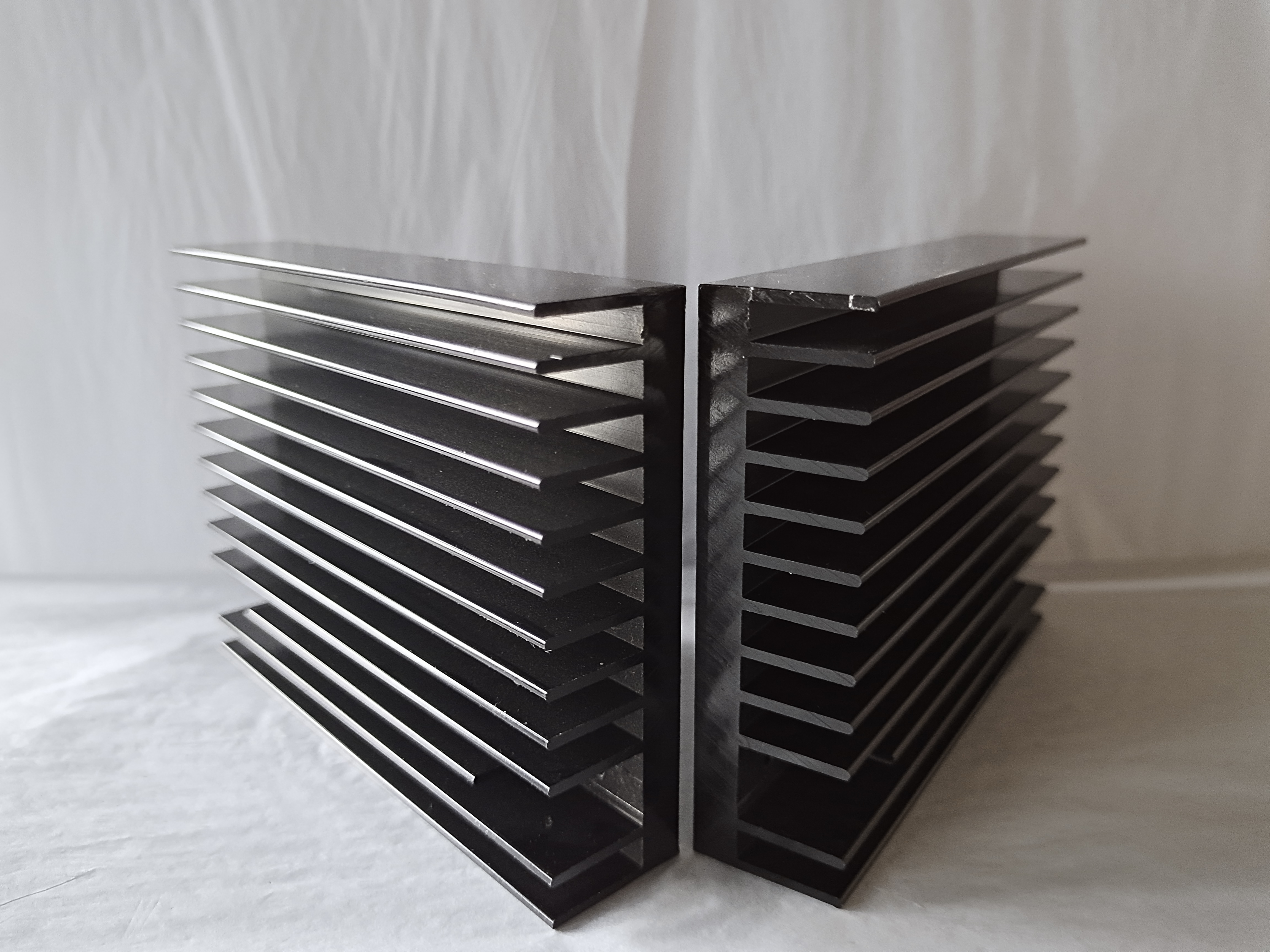 Алюминиевые профили штранг-прессования Heatsink, изготовленный на заказ Heatsink C.P.U. T3-T8