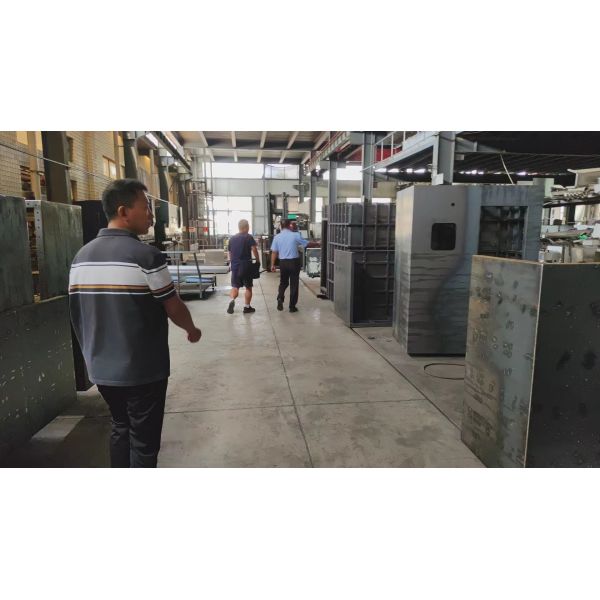 1.0-1.5 ATA Working Pressure Carbon Steel Structure 4-person Luxury Micro-hyperbaric Oxygen Chamber