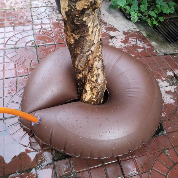 Maximizar a saúde das árvores com PVC Saco redondo de água para árvores Função Irrigação por gotejamento