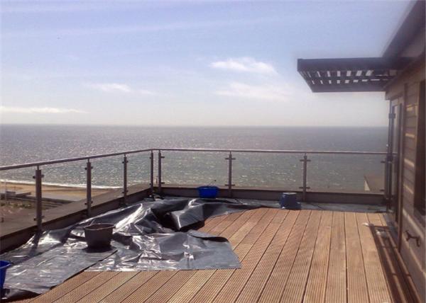 Glass Panel Stainless Steel Glass Railing Post Balustrade Installation For Balcony