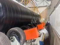 Machine de fabrication de tuyaux préisolés pour le pulvérisation de PU et l'emballage par film PE