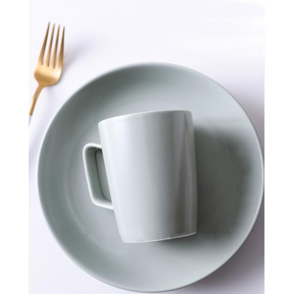Wide Rim Colored Porcelain Dinnerware