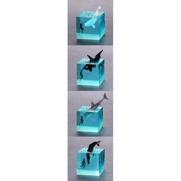 Direct Ocean-Themed Shark Diver LED Night Lamp with Customized Logo and Bamboo Base
