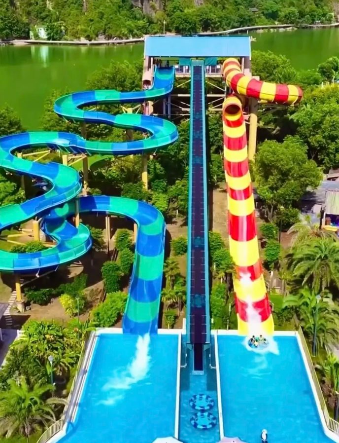 Splash Water Playground All Age Combo Water Slide FRP Slides Splash Features Custom Aqua Play For Kids Adults