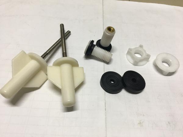 Professional Split Type Toilet Mounting Hardware , Anti Corrosion Toilet Cistern Bolts