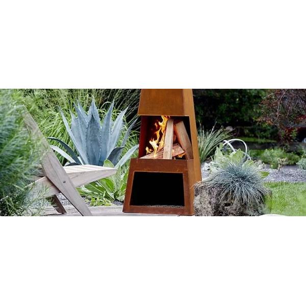 Камин конструированный сверстницей на открытом воздухе большое Corten стальное Chiminea