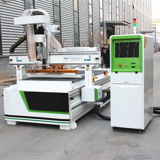 Cabinet Office Furniture Woodworking Machine CNC Router Ion Line Nesting