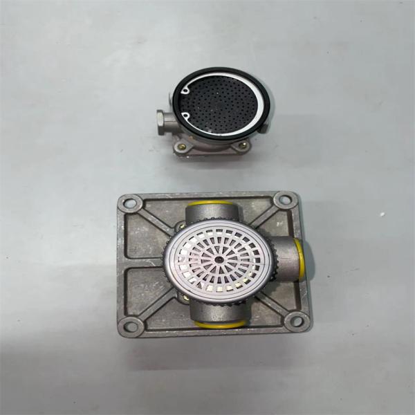 100% Tested Quick Release Valve 9522000220 9522000210 for HINO Truck Spare Parts