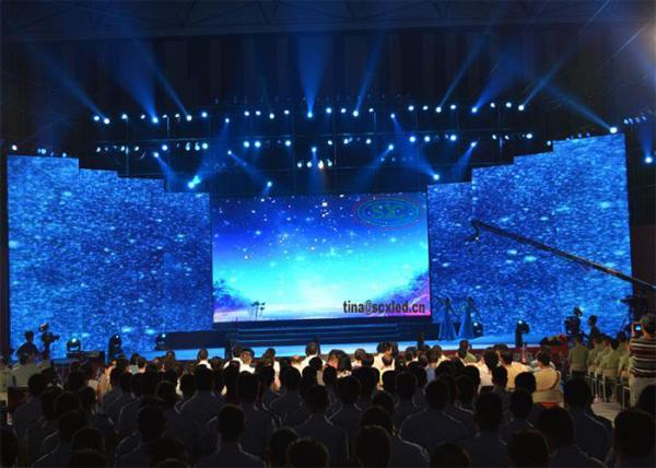 Fine Pitch Ultra Thin P2 Indoor Full Color Led Display Screen Para Salões de Casamentos
