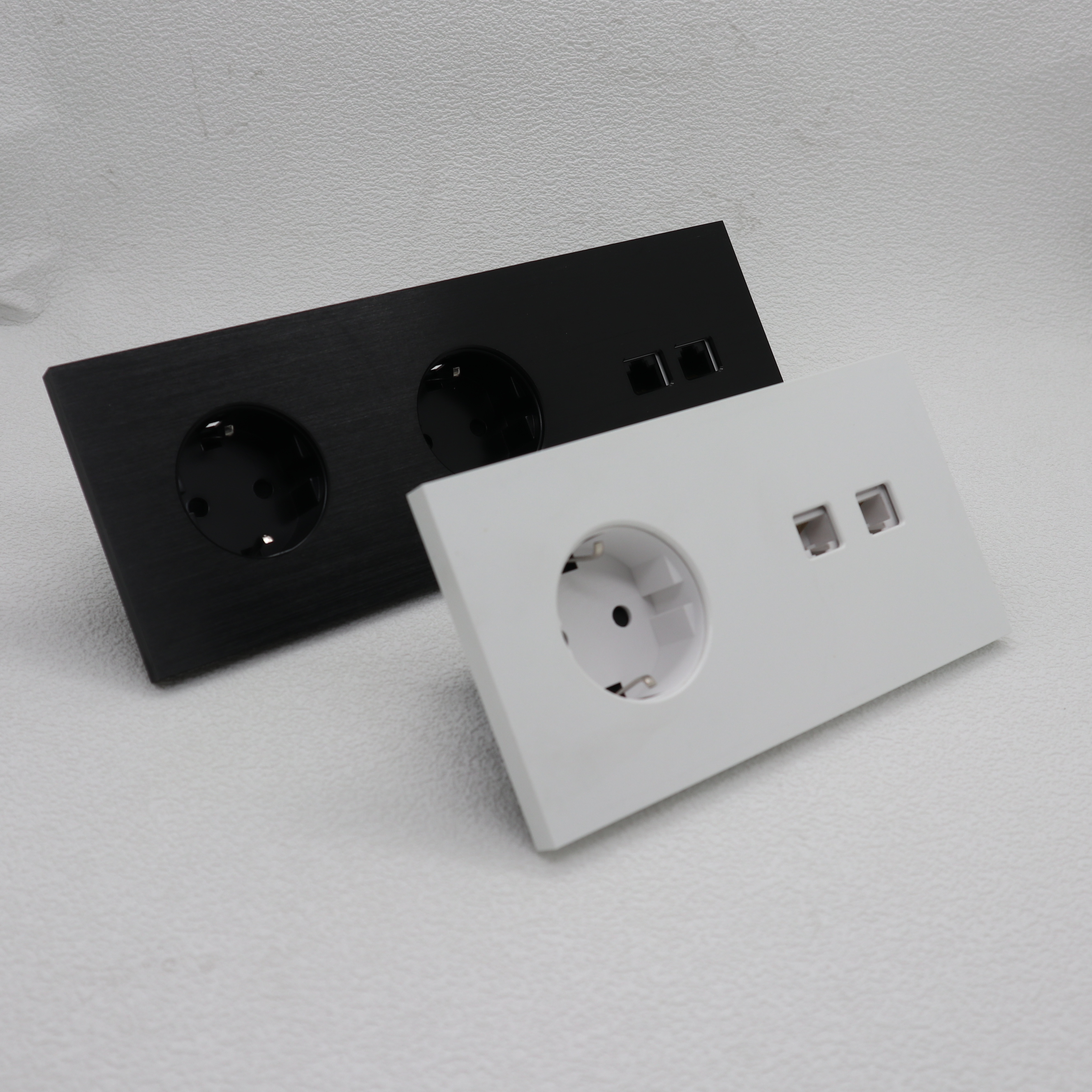 Double France Aluminum Panel Wall Electrical Socket and EU US Power Plug Outlet for Vimar or legrand Socket Module