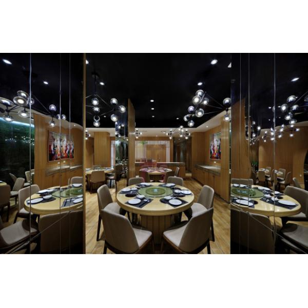 Безрукие деревянные черные кожаные стулья кухни, элегантные светлые деревянные стулья столовой