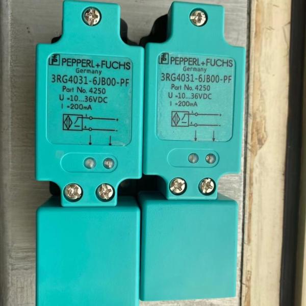 3RG4031-6JB00-PF | Pepperl Fuchs | Sensor de proximidad inductivo
