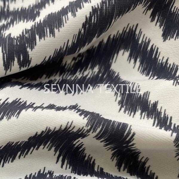 220GSM 77%Repreve Nylon + 23%Elastane Yoga Wear Fabric for Stretch Leggings, Activewear, Yoga Wear