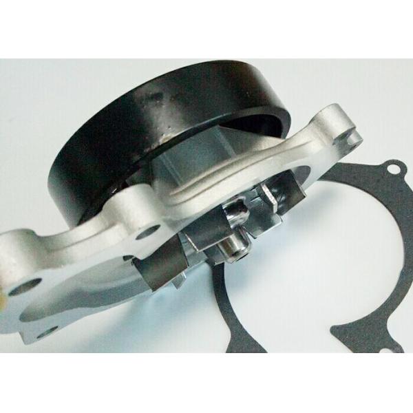 Mitsubishi / Car Water Pump ME994451 / ME995072 / ME993898 / ME994025 With Gasket