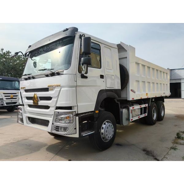 Howo Sinotruk 371  truck with fast transmission, diesel left turn box cargo hold