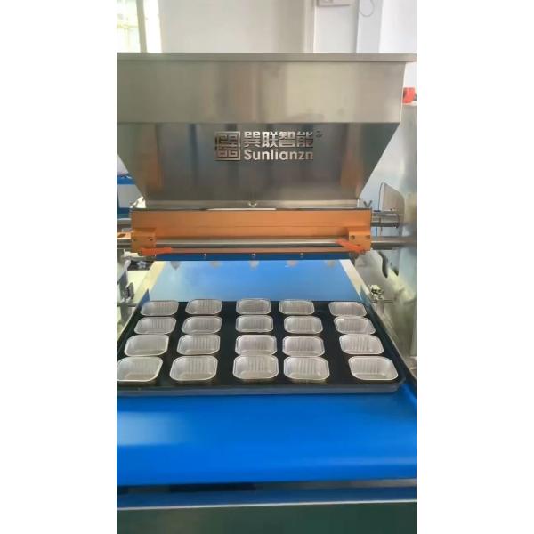 Bolo automático completo que faz a máquina